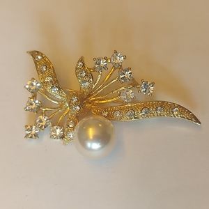 Brooch